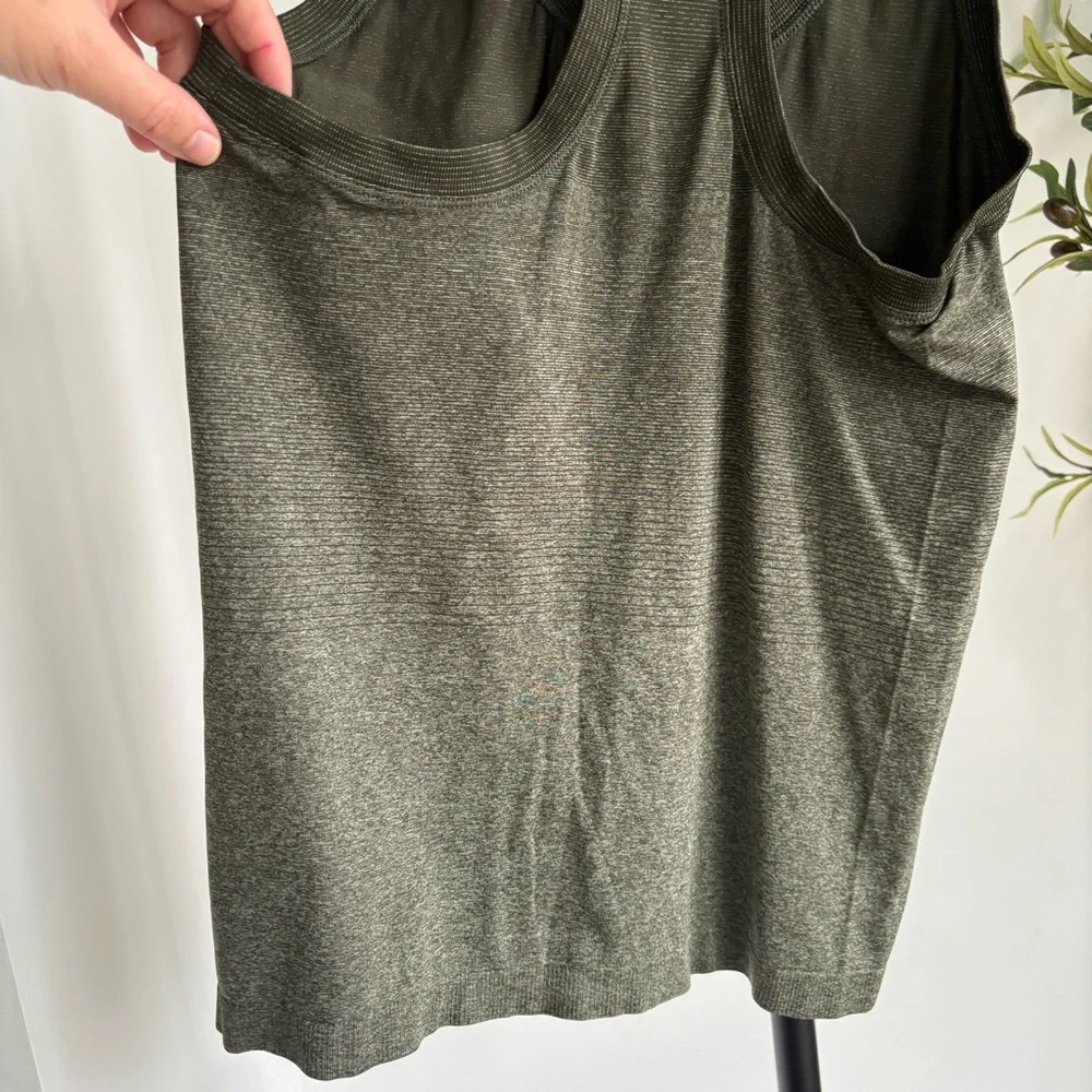 • [Athleta] Racerback Tank • - Picture 7 of 8